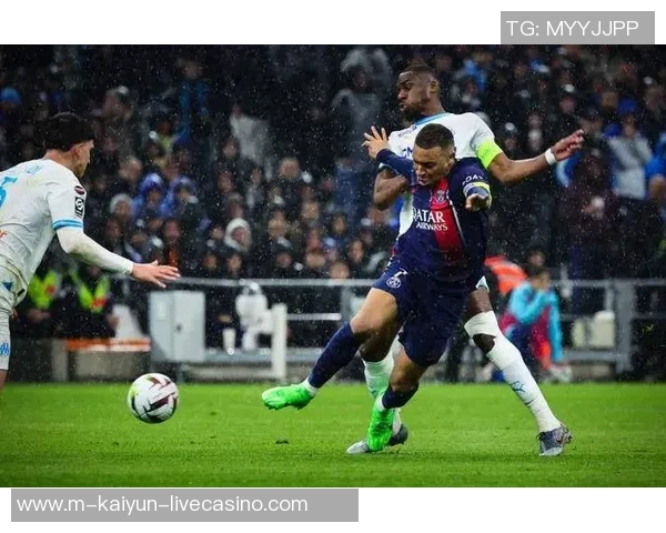 法甲精彩对决巴黎圣日耳曼主场迎战甘冈球队挑战之夜